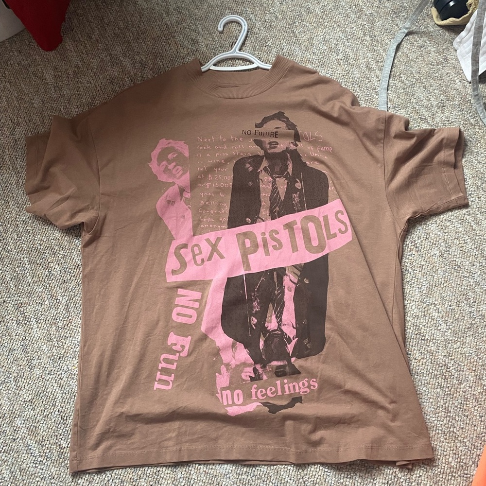 Sex pistols graphic tee